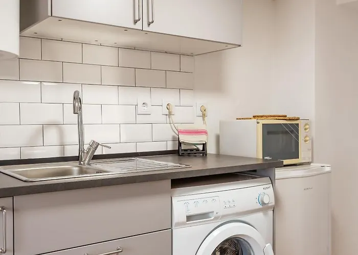 Апартаменти Alfama Pateo