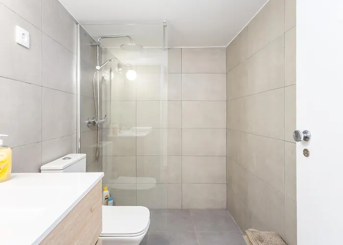 Alfama Pateo Апартаменти *